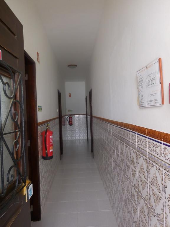 أوديسيكس Guesthouse Luar المظهر الخارجي الصورة