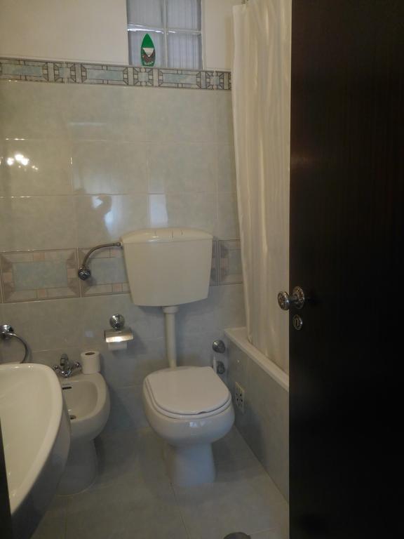 أوديسيكس Guesthouse Luar المظهر الخارجي الصورة