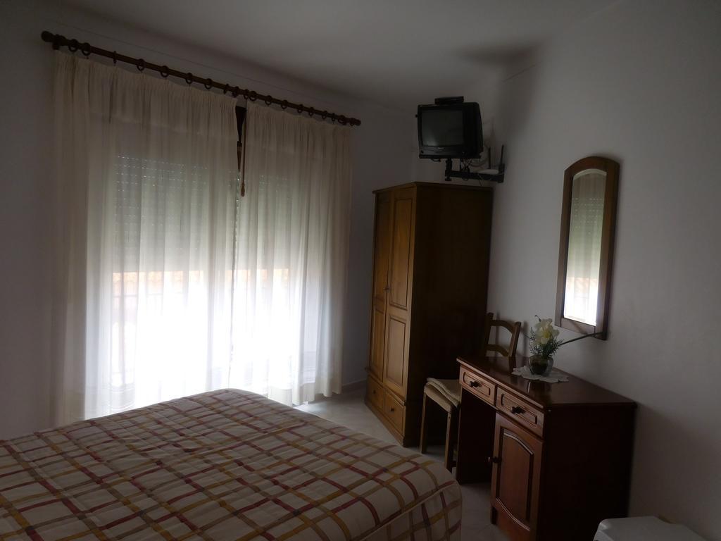 أوديسيكس Guesthouse Luar المظهر الخارجي الصورة