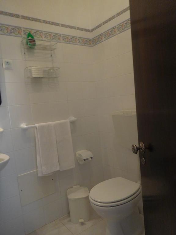 أوديسيكس Guesthouse Luar المظهر الخارجي الصورة