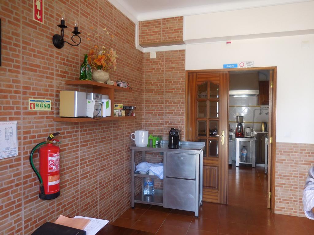 أوديسيكس Guesthouse Luar المظهر الخارجي الصورة