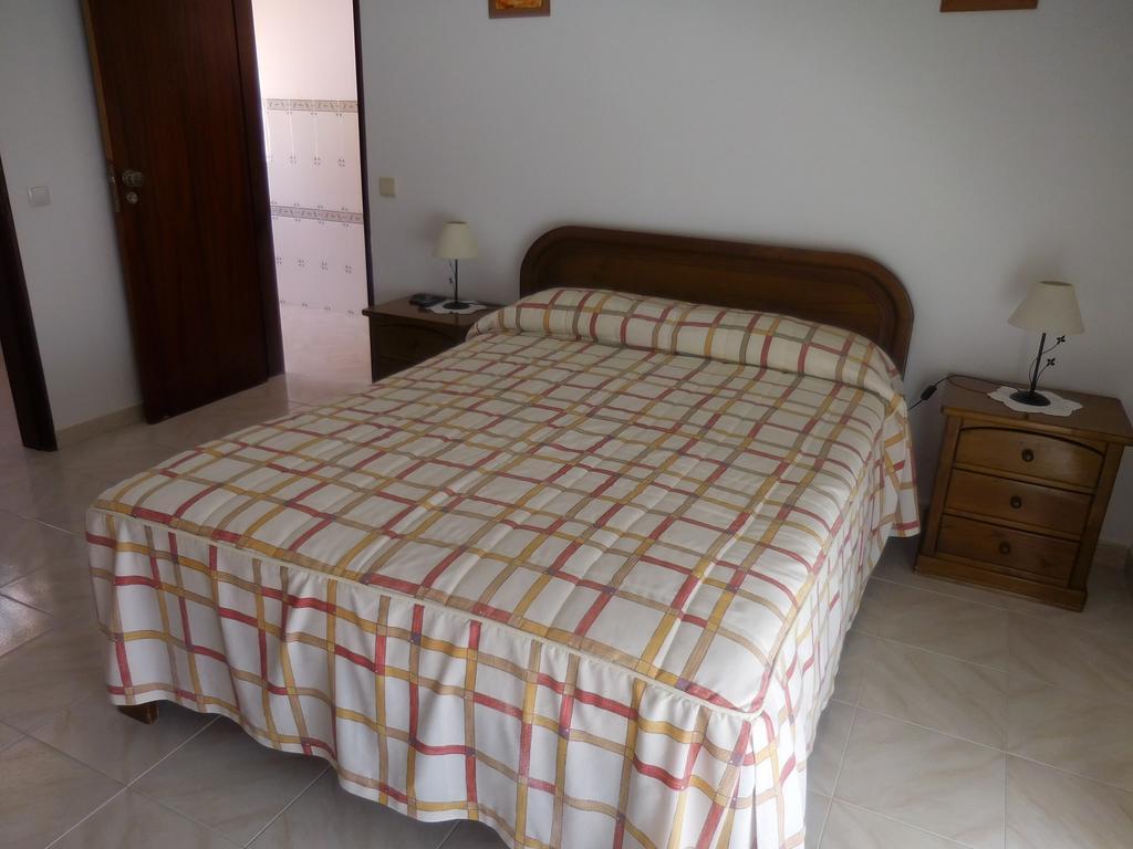 أوديسيكس Guesthouse Luar المظهر الخارجي الصورة