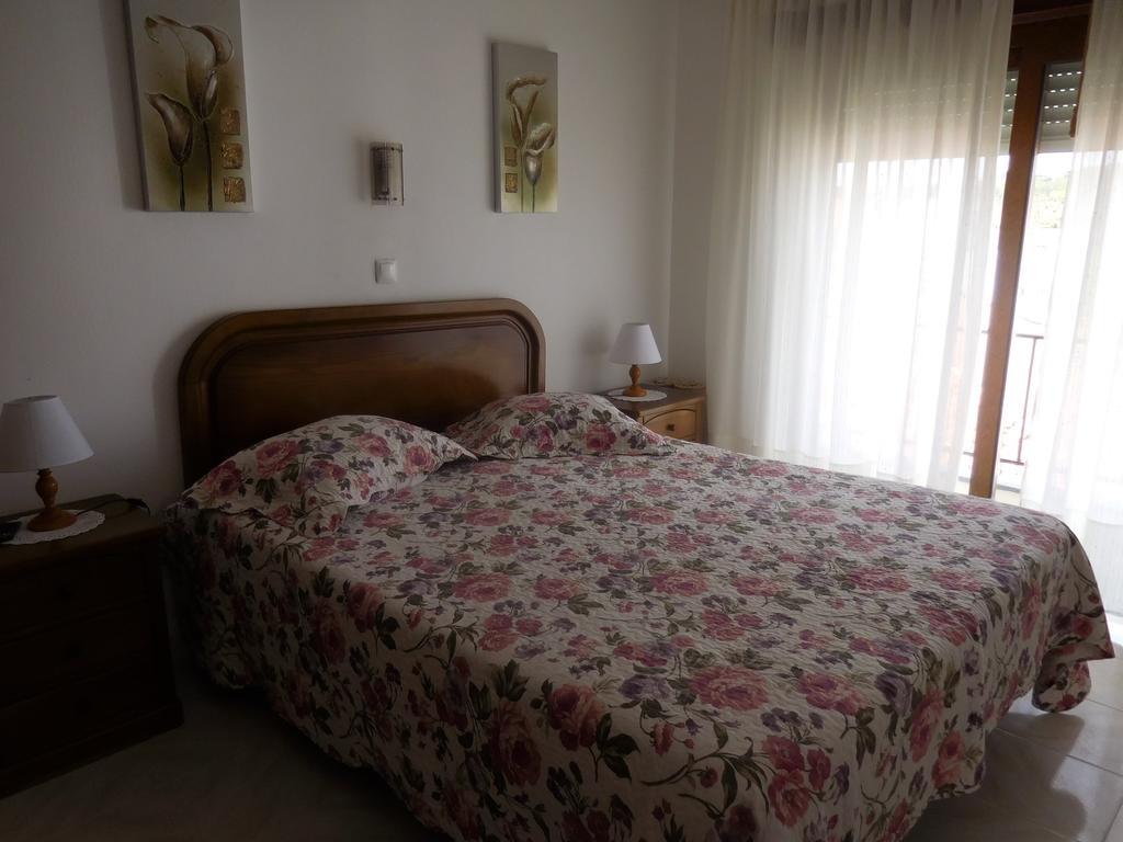 أوديسيكس Guesthouse Luar المظهر الخارجي الصورة