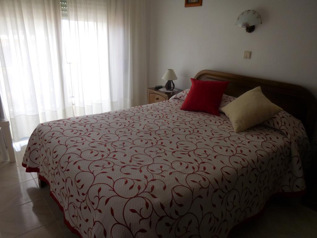 أوديسيكس Guesthouse Luar المظهر الخارجي الصورة