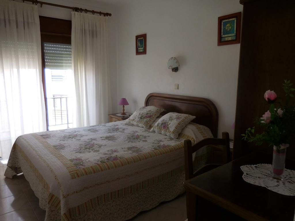 أوديسيكس Guesthouse Luar المظهر الخارجي الصورة